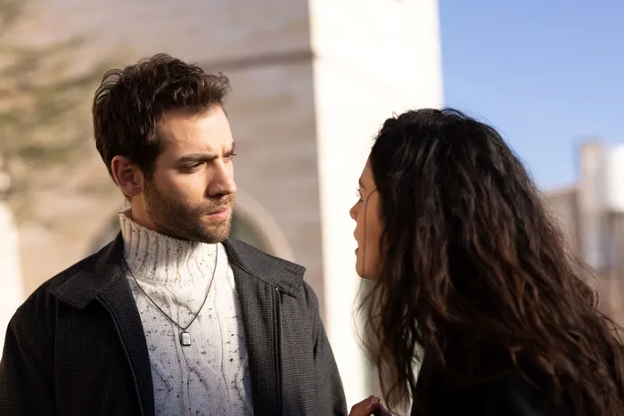 safir-20-bolum-3-fragmani-yayinlandi-sen-benim-hayatimdaki-en-kiymetli-seysin-1705236669789.jpg Safir 20. bölüm 3. fragmanı yayınlandı: Sen benim hayatımdaki en kıymetli şeysin!-4