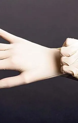 Koronavirüs salgını sürecinde fırsatçılık sırası eldivende! Fiyatlarda fahiş artış