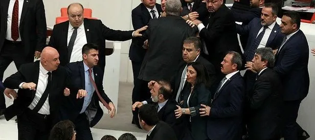 Bakanı Gül’den Özkoç’la ilgili flaş açıklama