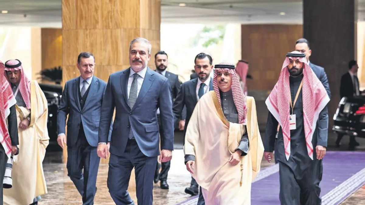 Bakan Fidan'dan Riyad'da terör örgütüne net mesaj!