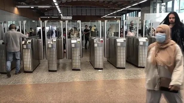 Paris’i saran tahtakurusu istilası Atina’dan sonra Londra’ya da sıçradı: Victoria metrosunda böcek alarmı-2