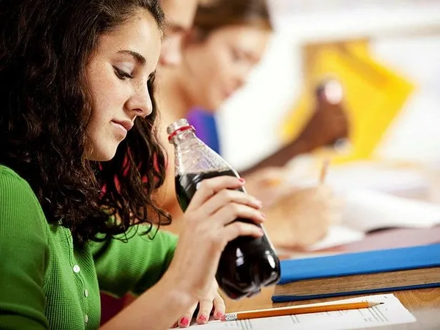 hayat-kalitemizi-etkileyen-depresyona-kiskis-demenin-yollarini-uzman-psikolog-cansu-ivecen-zakiroglu-anlatiyor-1642968771100.jpeg Hayat kalitemizi etkileyen depresyona kışkış demenin yollarını Uzman Psikolog Cansu İvecen Zakiroğlu anlatıyor-3