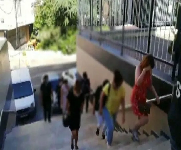 İstanbul'da çetelere fuhuş operasyonu! 29 kadın kurtarıldı, 7 şüpheli tutuklandı-1