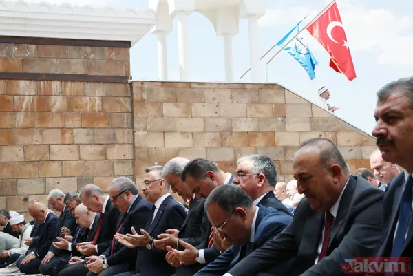 Malazgirt Zaferi'nin 951. yılı! Başkan Erdoğan cuma namazını zafer meydanında kıldı - 32