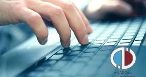 2022-2023-universite-kayitlari-ne-zaman-basliyor-universite-kayitlari-internetten-yapilir-mi-kayit-icin-okula-1659965463169.jpg Üniversite kayıt için okula gitmeye gerek var mı? Üniversite kayıtları internetten yapılır mı? 2022 2023 üniversite kayıtları başladı mı?-2