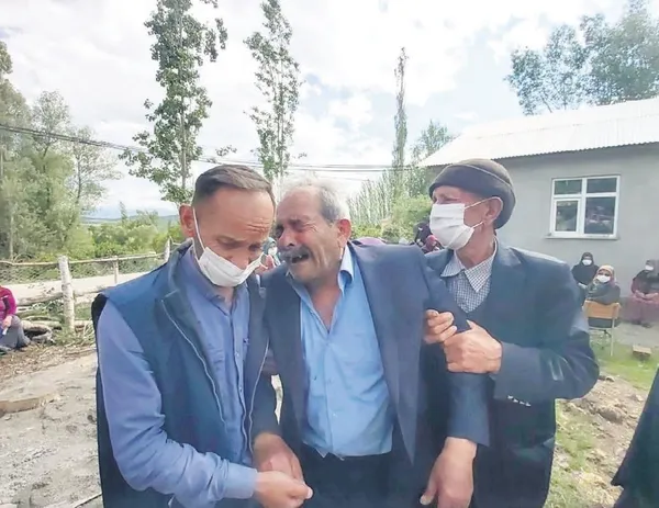 Giresun'da baba ve oğulun dramı, yürekleri yaktı: 18 günce ölen oğlunun acısına dayanamayıp öldü-3
