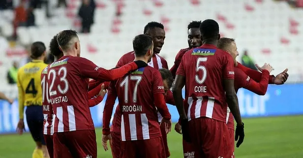 Sivasspor evinde Ankaragücü'nü yendi! MAÇ ÖZETİ