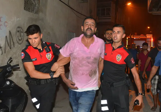 İçinde eski eşi ve çocuğunun bulunduğu evi ateşe verdi!-2