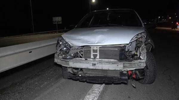 kirikkalede-otobus-ile-otomobil-carpisti-5-cocuk-yarali-1648359859086.jpg Kırıkkale'de otobüs ile otomobil çarpıştı: 5 çocuk yaralı-3