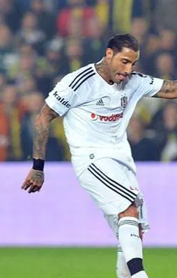 İşte dev derbinin sürpriz ilk 11'leri