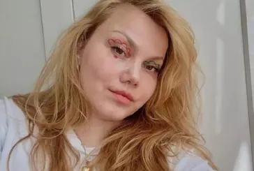 Eşini 32 yerinden bıçakladı