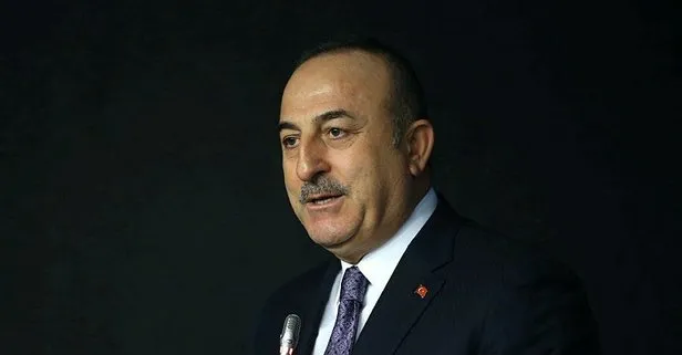 Bakan Çavuşoğlu'ndan İdlib şehitleri için başsağlığı mesajı