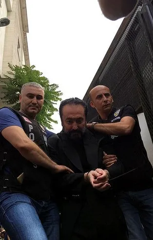 Adnan Oktar iddianamesinde "hadsiz" detay: Bana operasyon yaparlarsa hükümeti düşürürüm!