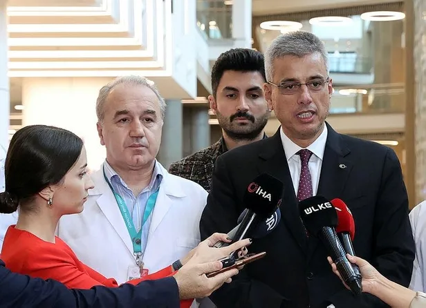 Bakan Koca'dan tedavisi devam eden madencilerle ilgili açıklama: 1'i yoğun bakımdan servise alındı-4