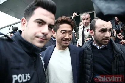 Beşiktaş’ın yıldızı Kagawa’nın sevgilisi sosyal medyayı salladı! Futbolcuları eşleri ve sevgilileri