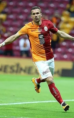Galatasaray'a Podolski'den kötü haber