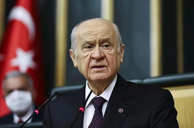 Devlet Bahçeli talimatı verdi! Darbe imalı bildiride imzası olan Ertuğrul Kumcuoğlu'na MHP'den ihraç talebi