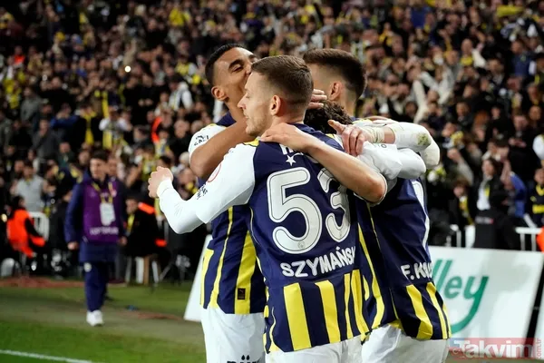 Galatasaray'dan transfer darbesi! Fenerbahçe'nin hedefini kapıyor - 14