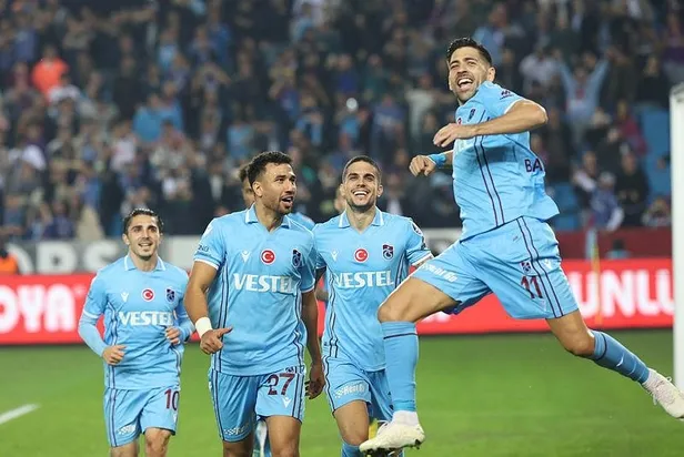 trabzonspor-evinde-agirladigi-konyaspor-ile-puanlari-paylasti-1667763274144.jpeg Trabzonspor evinde ağırladığı Konyaspor ile puanları paylaştı-13