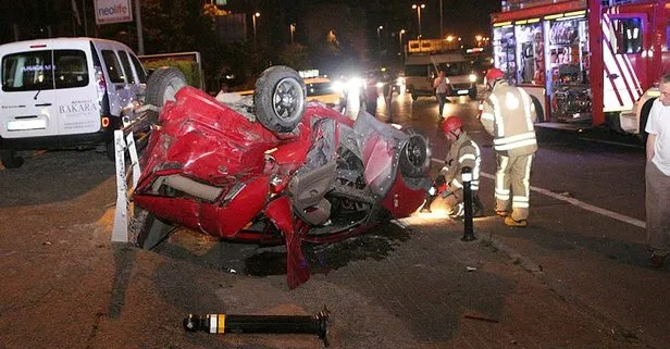 Beşiktaş’ta ticari aracın çarptığı otomobil takla attı: 2 yaralı