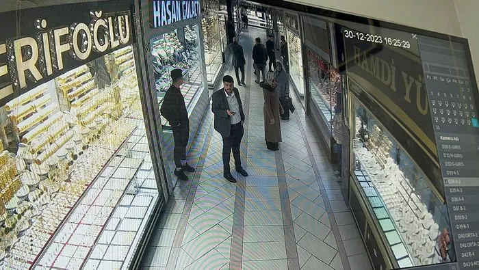 elazigda-deprem-son-dakika-30-aralik-az-once-deprem-mi-oldu-tunceli-bingol-malatya-afad-kandilli-son-depremler-1703947466172.jpeg ELAZIĞ'DA DEPREM SON DAKİKA! 30 Aralık az önce deprem mi oldu? Tunceli, Bingöl, Malatya... AFAD KANDİLLİ SON DEPREMLER!-5