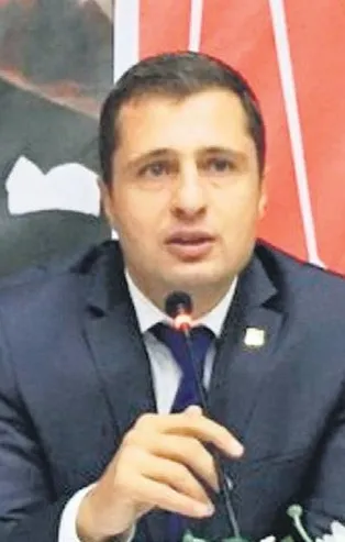 CHP İzmir İl Başkanı Deniz Yücel haddini aştı İslam'a saldırdı!