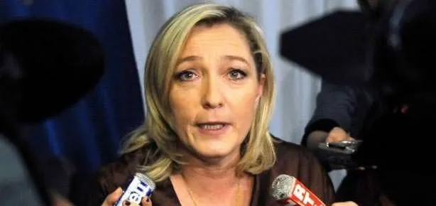 Le Pen’e ırkçı AP tokadı