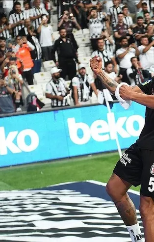 Beşiktaş Josef De Souza'nın sözleşmesini uzatmak için harekete geçti