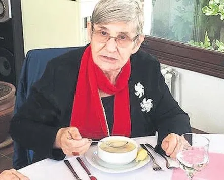 Kemik suyu içen yorulmaz