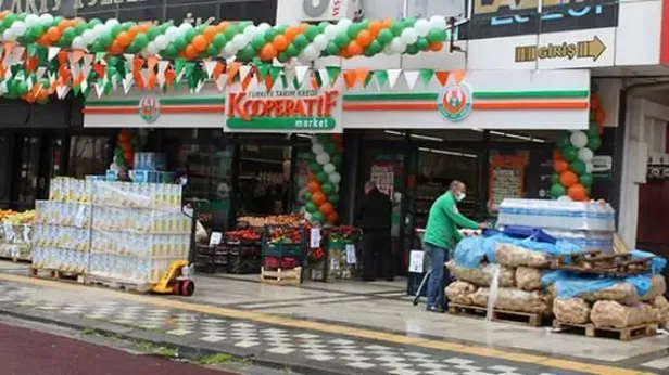 tarim-kredi-kooperatif-market-ve-urun-alim-faaliyetleriyle-tarladaki-urunu-tuketiciyle-bulusturuyor-1640544934319.jpeg Tarım kredi Kooperatif Market ve ürün alım faaliyetleriyle tarladaki ürünü tüketiciyle buluşturuyor!-11