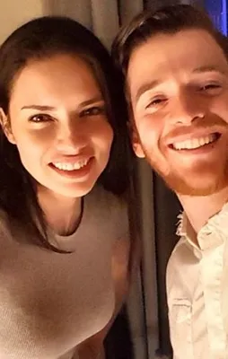 Adriana'dan Metin'e: Yanıma yerleş sevgilim