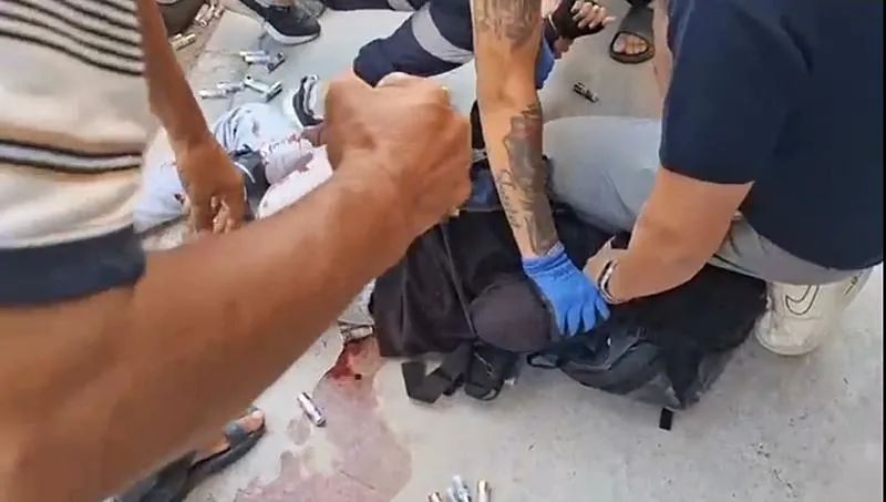 İzmir'de 2 polisi şehit eden saldırganın yakalandığı anlar (DHA)