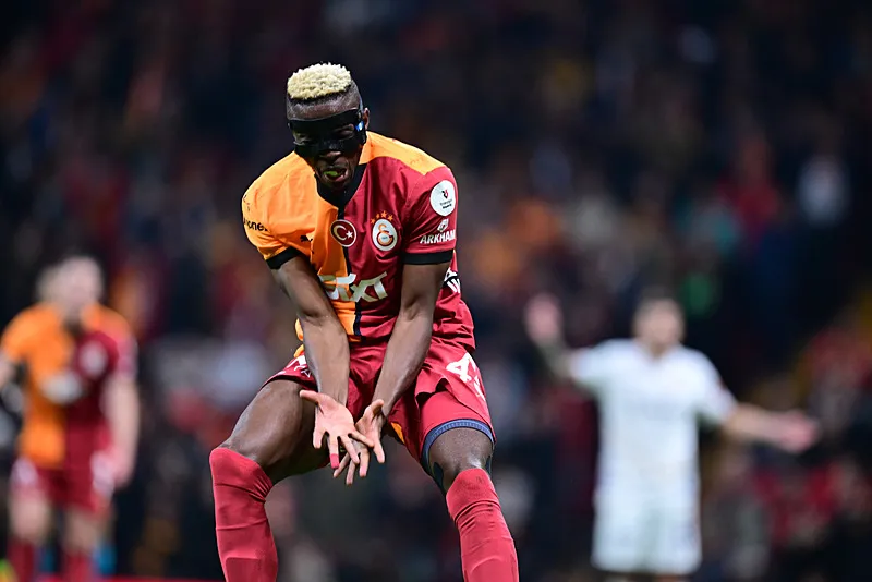 Victor Osimhen için daha önce duyulmamış sözler! Transferde flaş hamle - 2