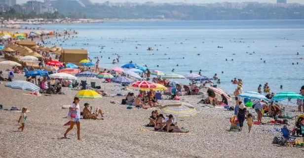 Antalya’ya 1 Ocak-25 Temmuz arası gelen turist sayısı 3 milyonu aştı