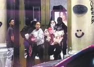 İsyan bahane soygun şahane: ABDde protestocular Victoria Secret’ın mağazasını talan etti