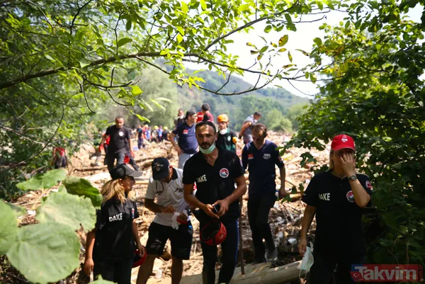 Düzce'de yaralar sarılıyor! Devletin tüm imkanları seferber edildi - 23