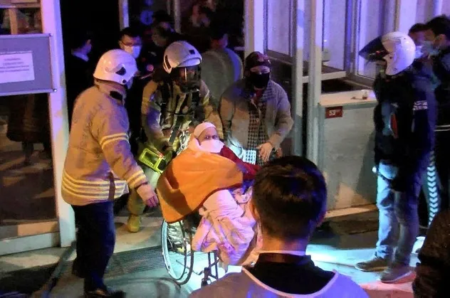 Cerrahpaşa Tıp Fakültesi'nde yangın