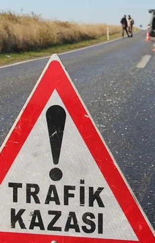 Kavşakta feci kaza! 11 yaşındaki kız ağır yaralandı