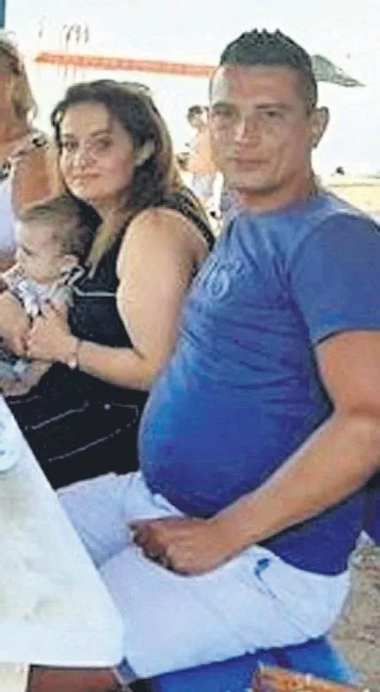 Gutbetçi Cihan-Hasret Mercankaya çiftinin yediği yemek kabusu oldu: Küçük kızları hayatını kaybetti-2