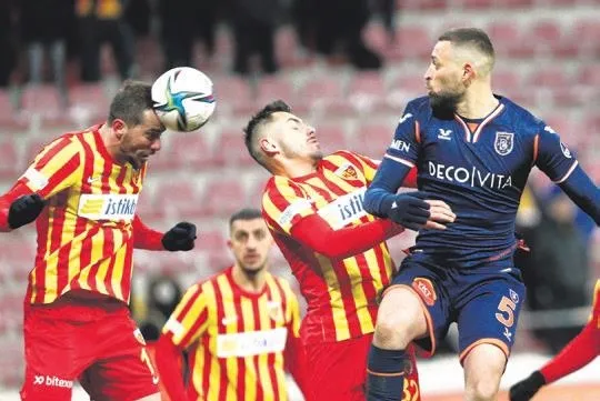 devler-mostafa-mohamed-icin-siraya-girdi-sevilla-hertha-berlin-lille-ve-lyon-kadrosuna-katmak-istiyor-1642626270067.jpeg Devler Mostafa Mohamed için sıraya girdi! Sevilla, Hertha Berlin, Lille ve Lyon kadrosuna katmak istiyor-6