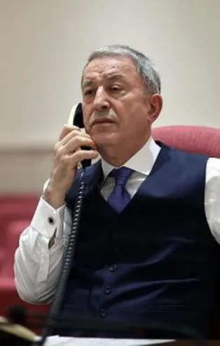 Son dakika: Milli Savunma Bakanı Hulusi Akar, Ukraynalı mevkidaşıyla görüştü