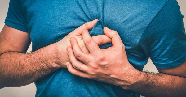 Hangi Gogus Agrisi Kalp Krizi Habercisi Takvim