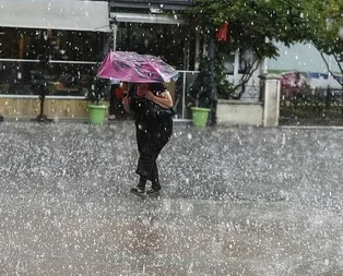 Ankara’yı dolu ve sağanak vurdu!