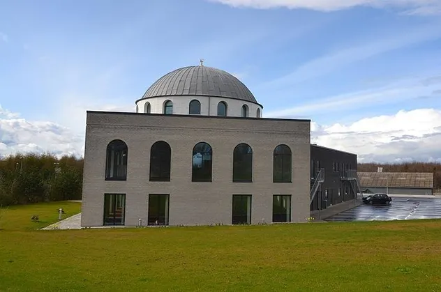 Danimarka'da camiler yeniden ibadete açıldı