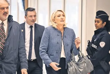 AP fonlarını usulsüz kullanan Fransız siyasetçi Marine Le Pen hakim karşısına çıktı: Mahkeme kararını verdi!