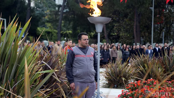 Saat 09.05'te hayat durdu! 81 ilde Atatürk'e saygı duruşu... - 25