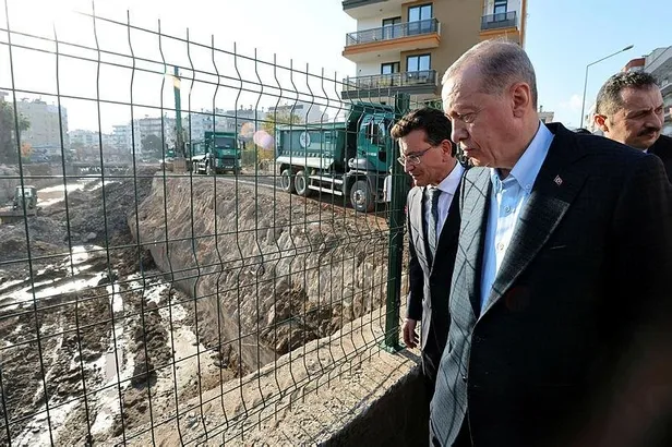 Başkan Erdoğan'dan selin vurduğu Kumluca'da önemli açıklamalar-3