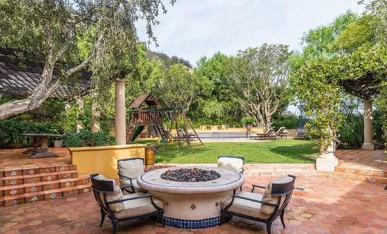 Kendall Jenner yeni evine servet ödedi-15