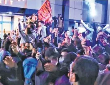 Şampiyon gibi karşılama