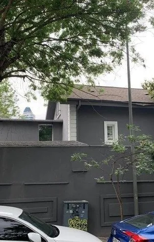 Sözcü gazetesi yazarı ve Oda TV'nin sahibi Soner Yalçın temelden kaçak kale yapmış!